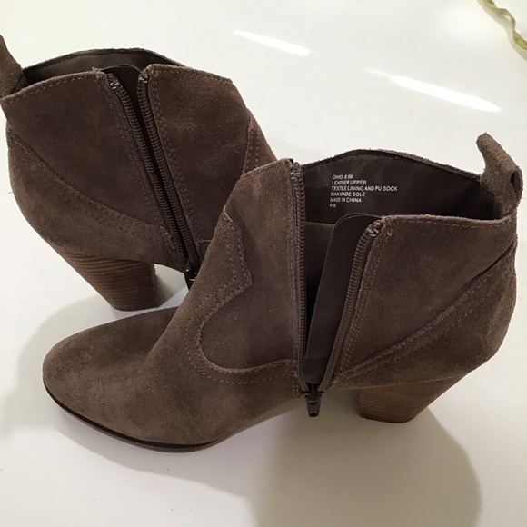 Steve Madden Cian Taupe Suede Leather Tassel Booties fringe rodeo Western heeled - Picture 6 of 7